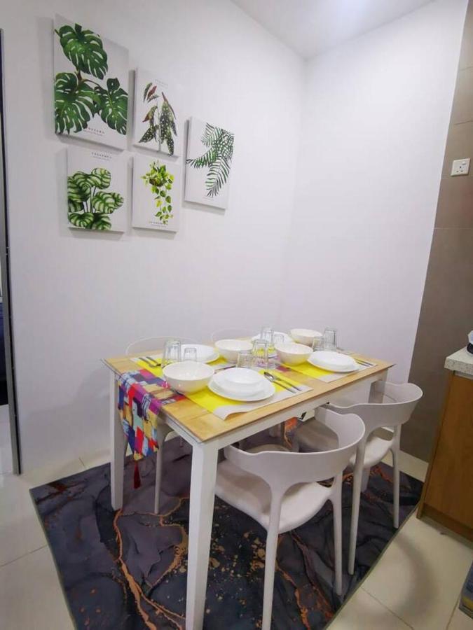 Infinity Pool! High Speed Wifi! Rica Residence! Apartment Kuala Lumpur